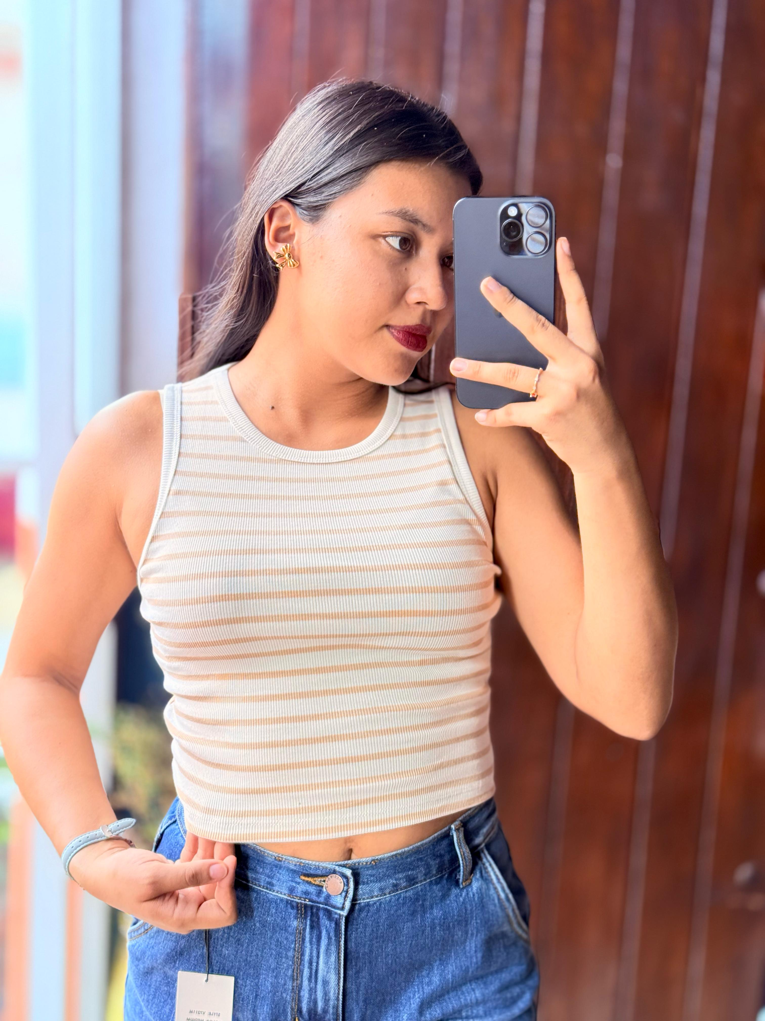 Top rayado sin mangas