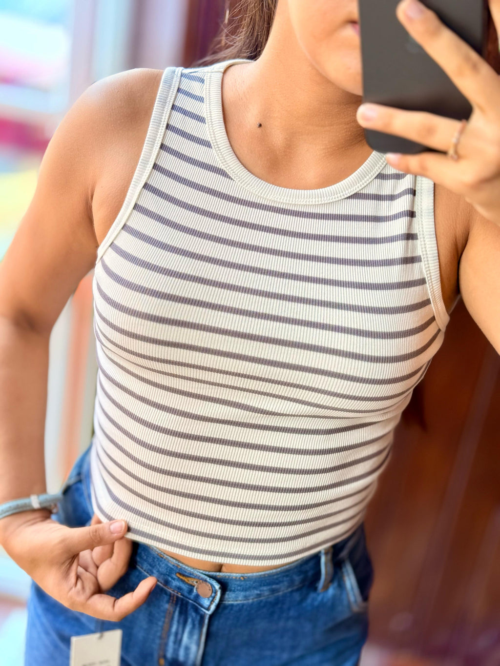 Top rayado sin mangas