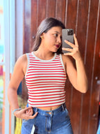 Top rayado sin mangas