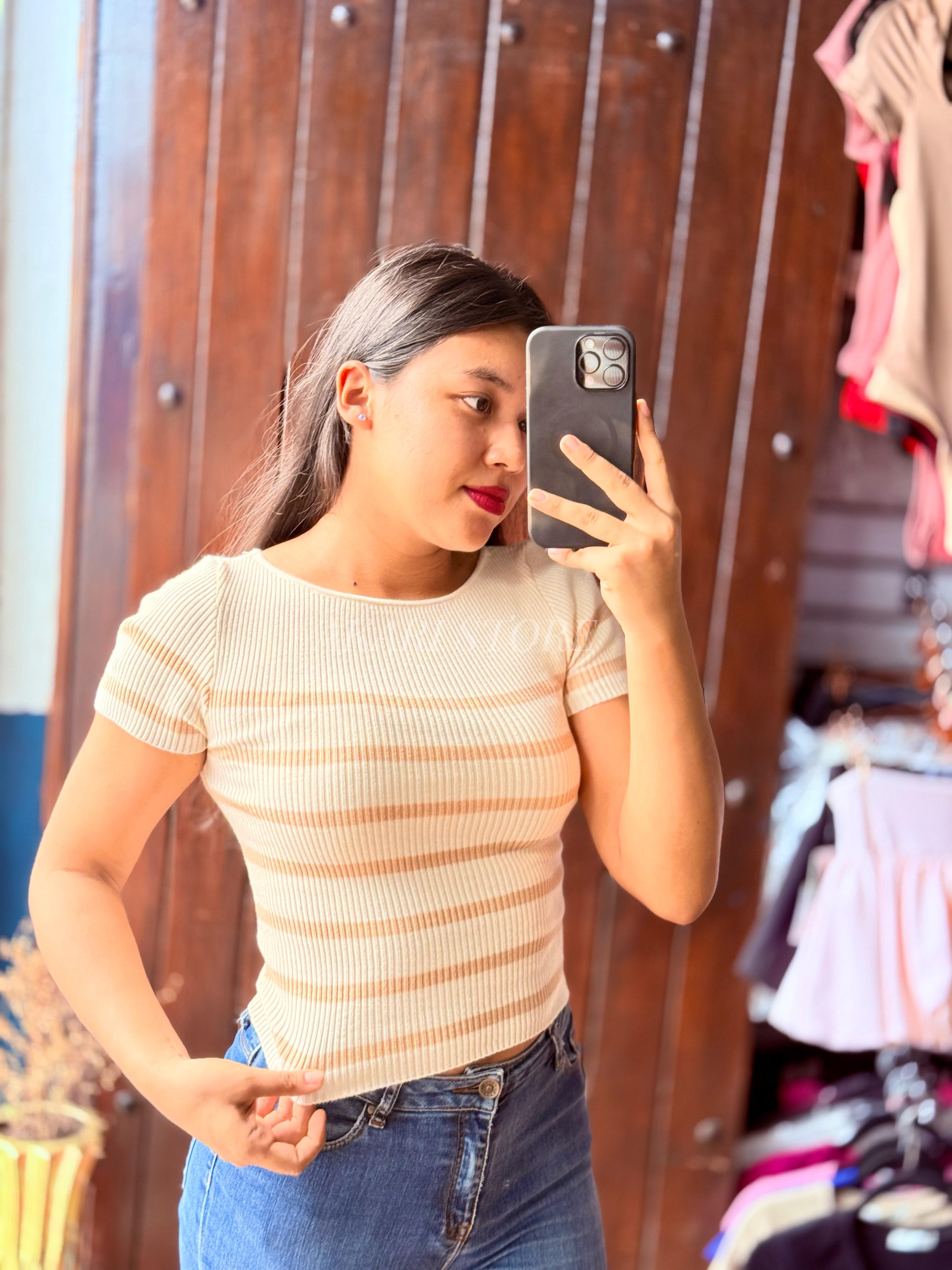 Crop top tela suéter