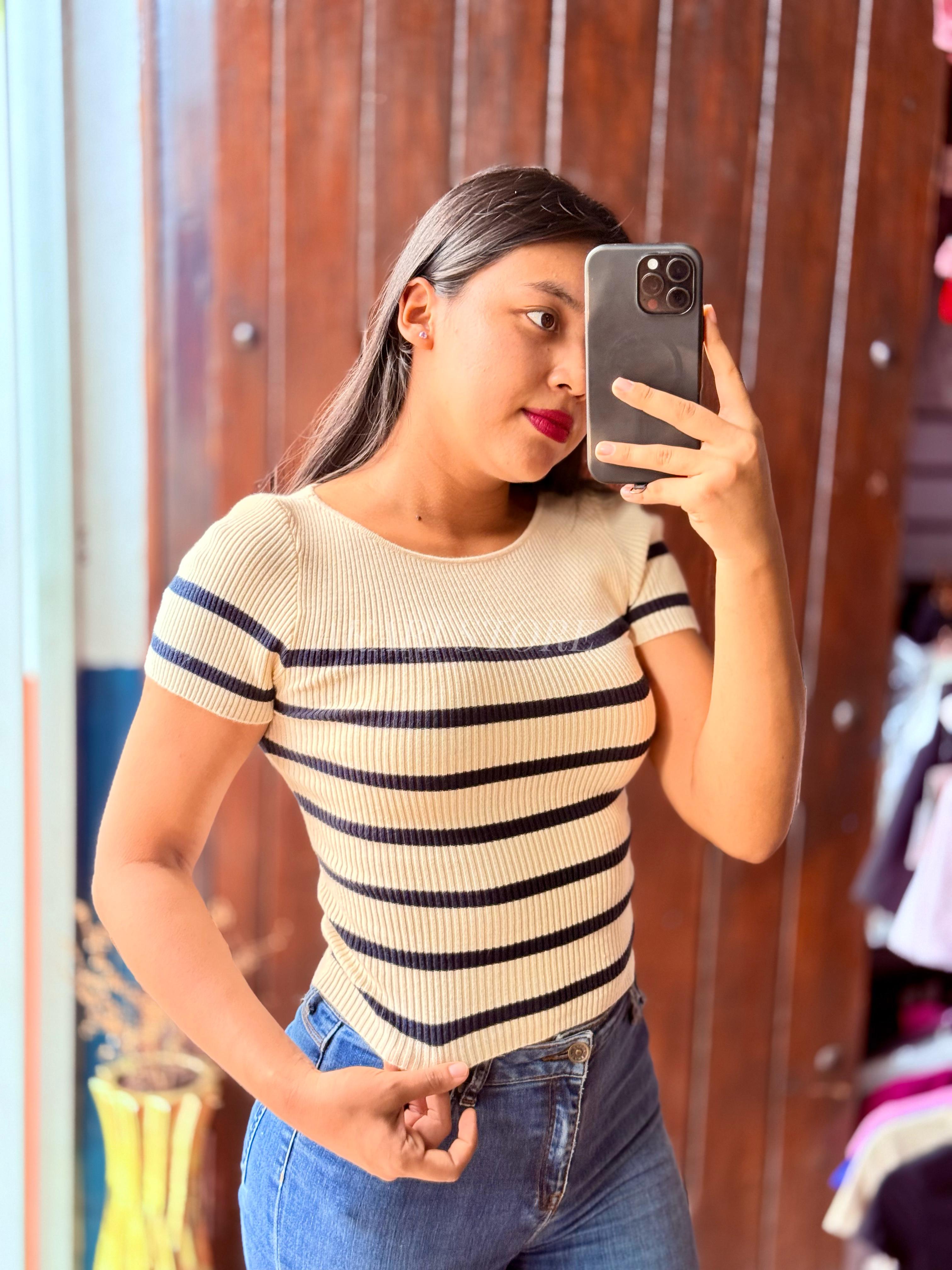 Crop top tela suéter