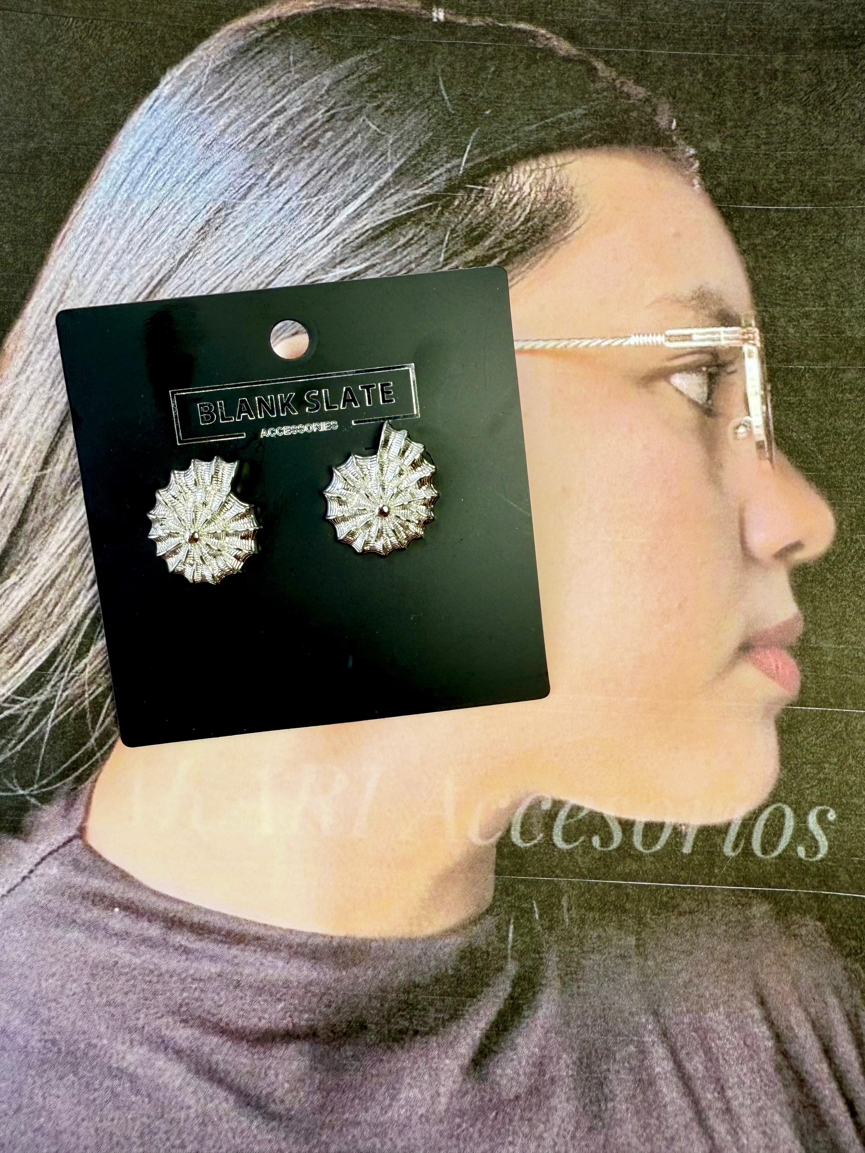 Aretes de Concha Marina