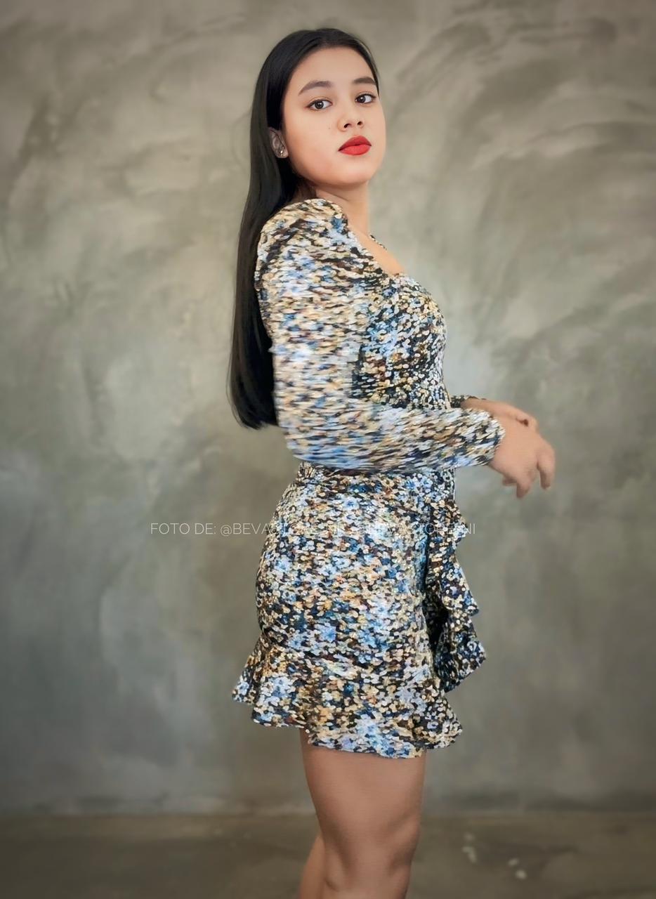 Vestido manga larga floreado