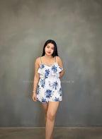 Monito blanco floral