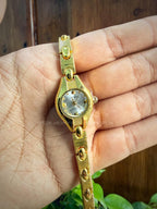 Reloj Ovalado Correa De Cuenta De Eslabones