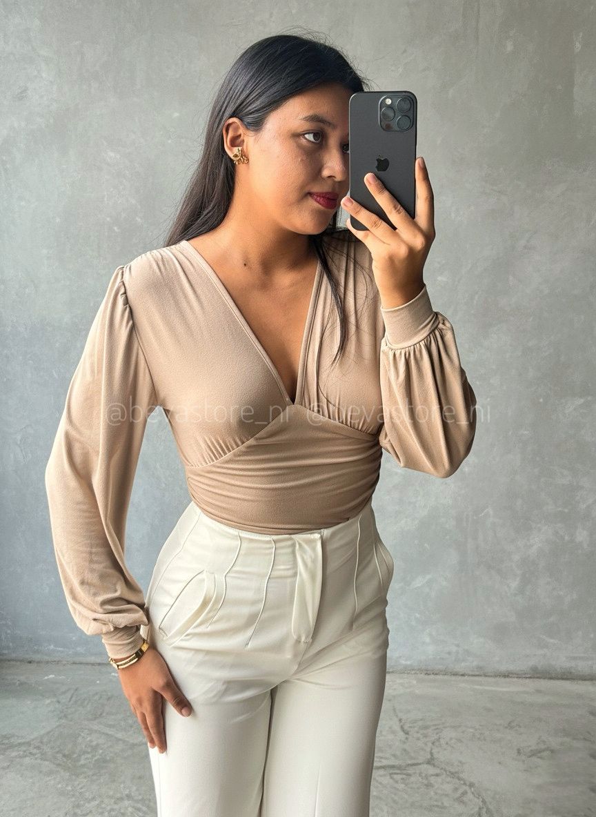 Bodysuit manga larga cuello en V