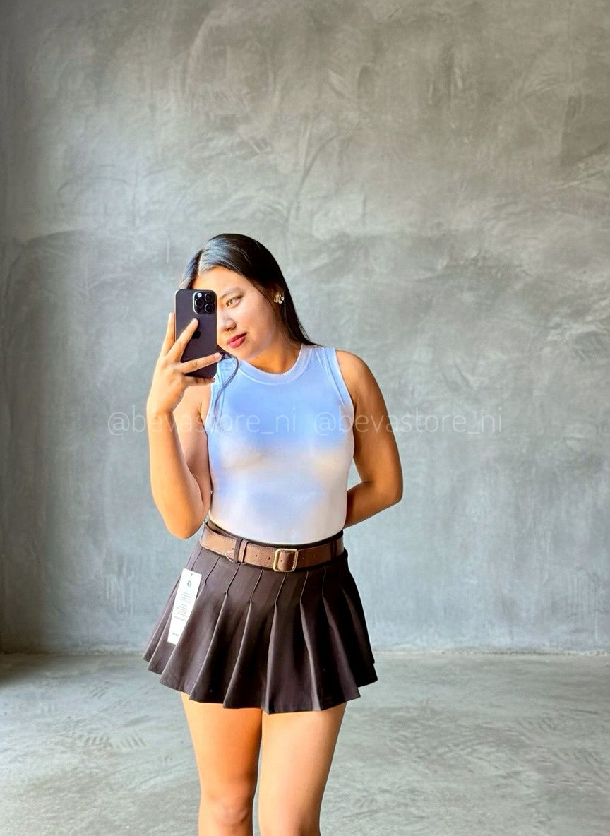 Falda Short Plisada con Faja